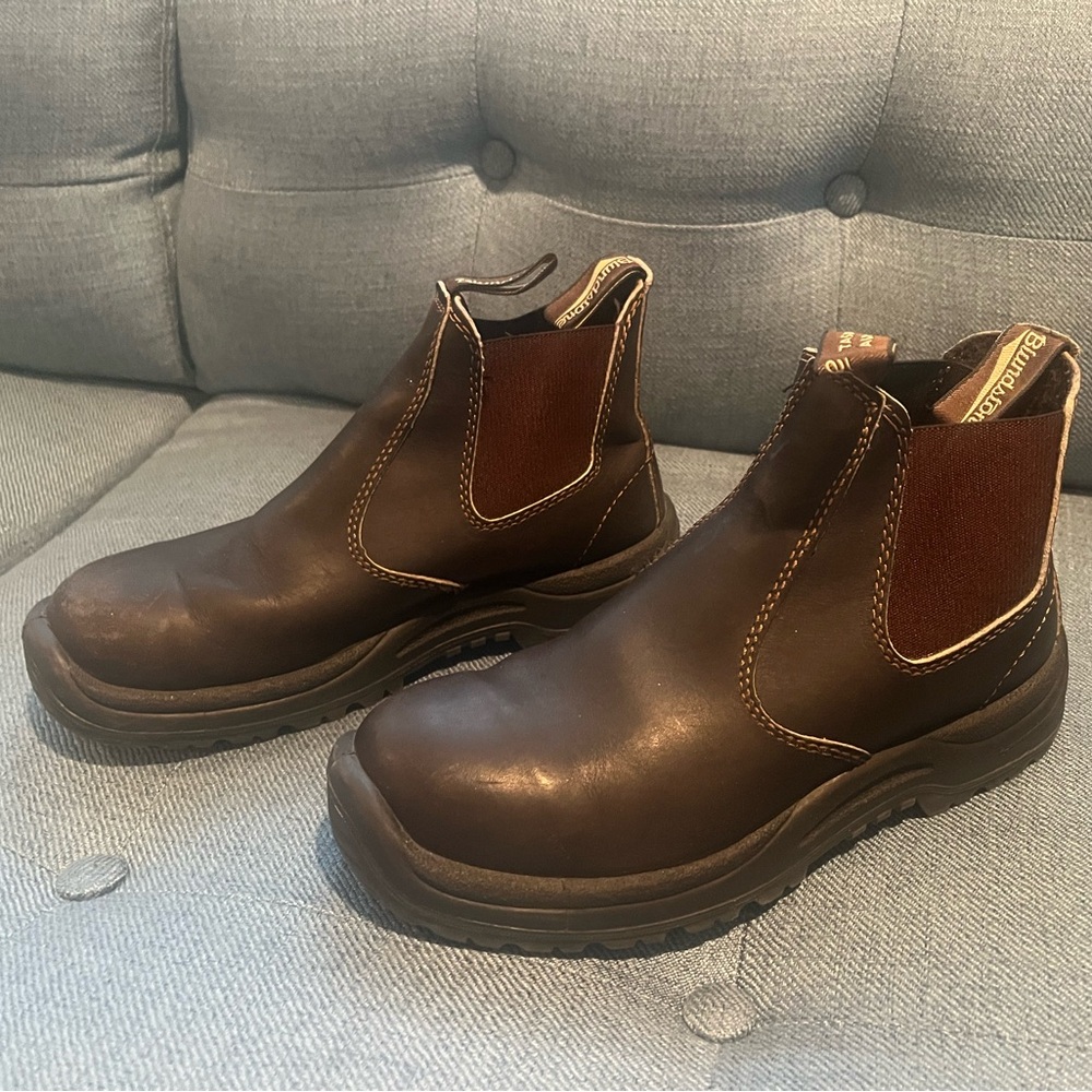 Blundstone Women’s Brown Leather Boots, Size 7, EUC, worn handful of times